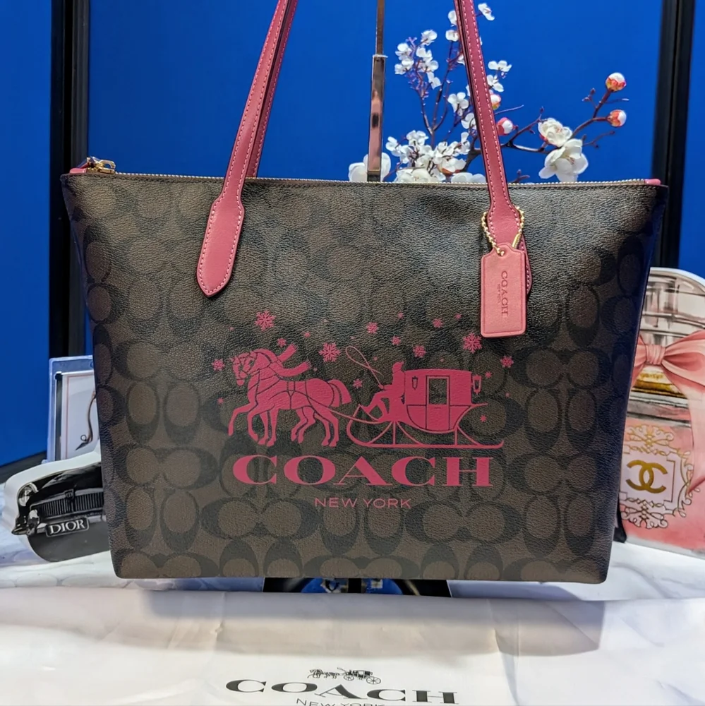Coach Signature Canvas Zip Tote With Horse And Carriage